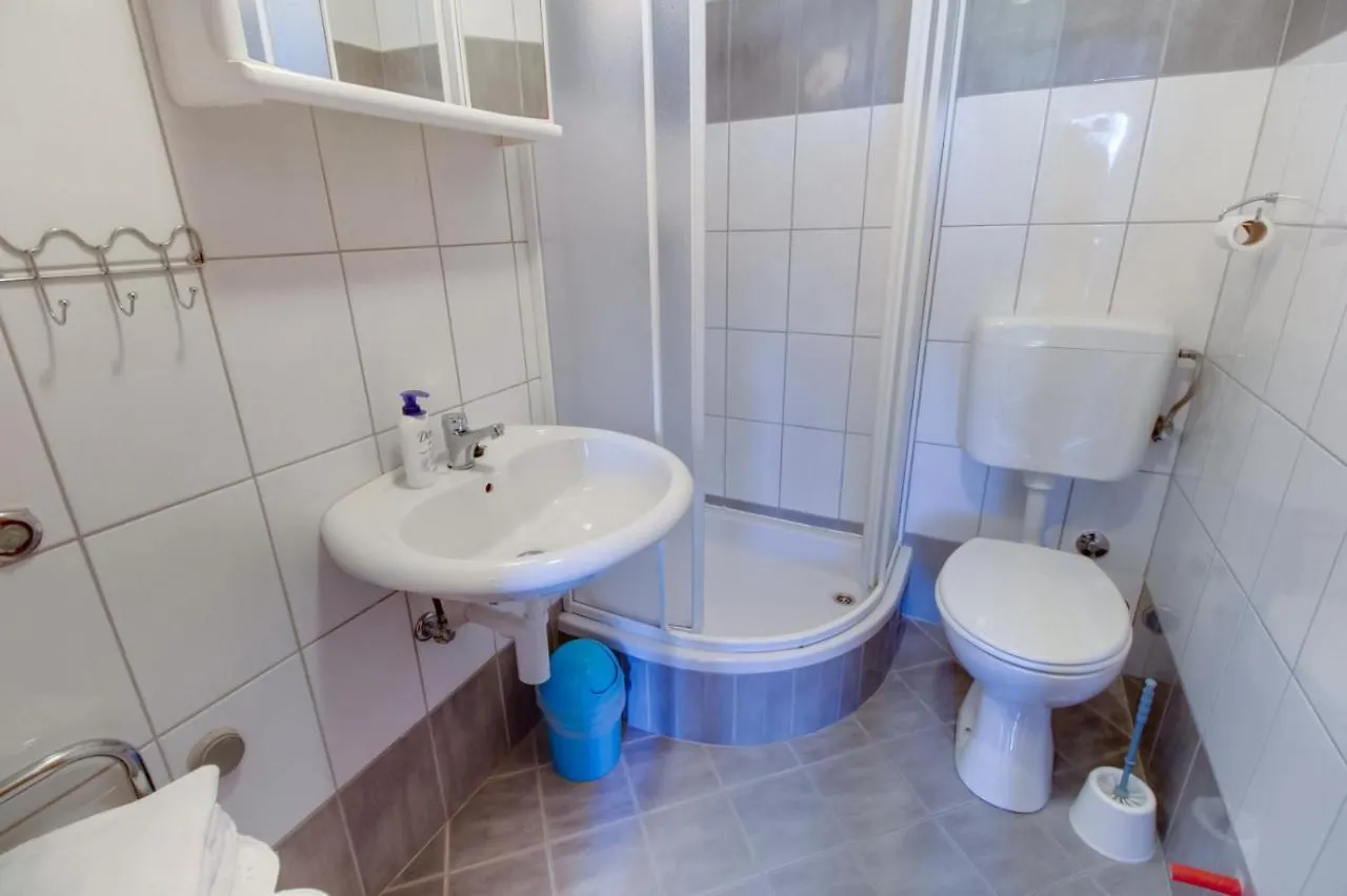Apartments Rosa Mali Lošinj 3*,
